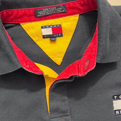 Large 2000s Tommy Hilfiger Collared Long Sleeve