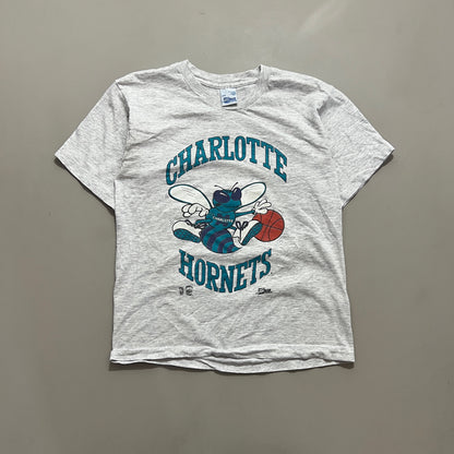 Youth Large 1990s Charlotte Hornets T-shirt