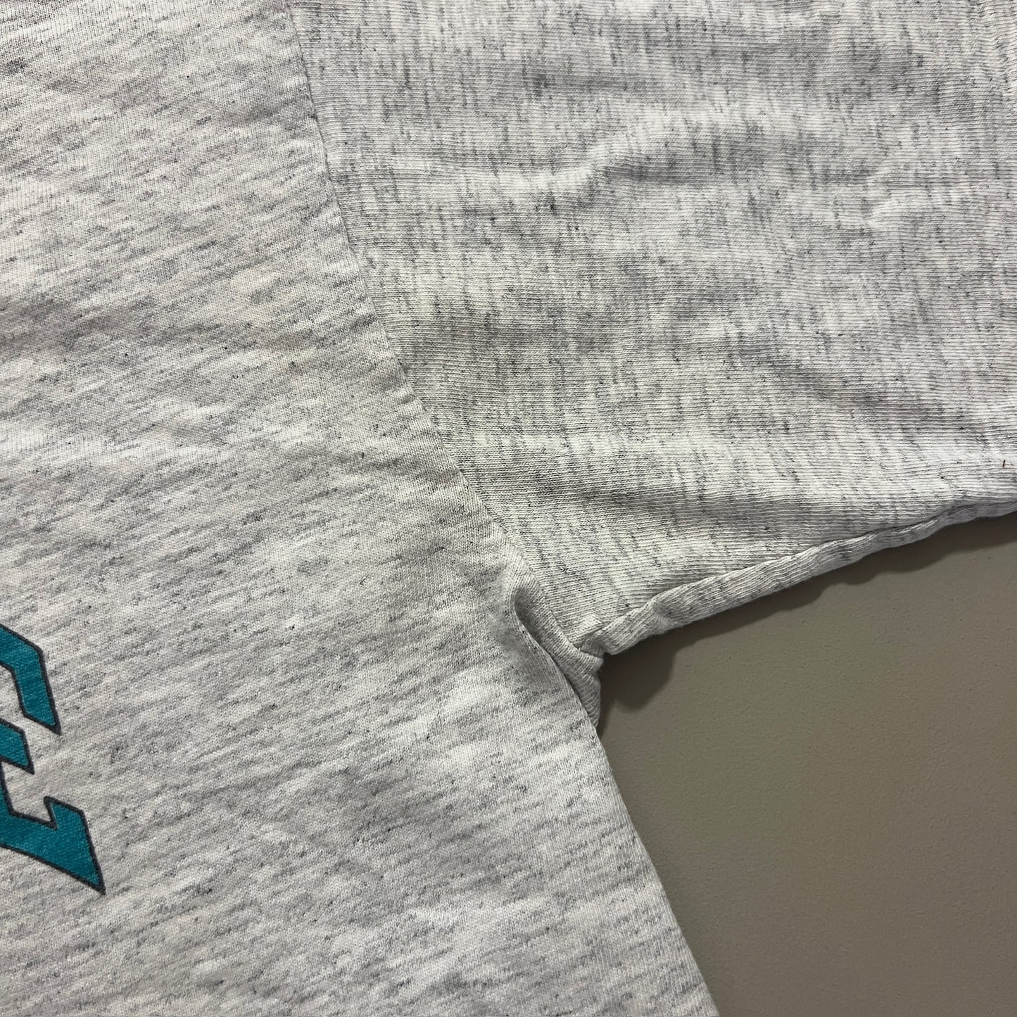 Youth Large 1990s Charlotte Hornets T-shirt