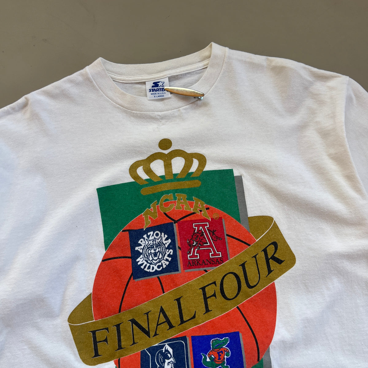XL 1994 Charlotte NCAA Final Four T-shirt