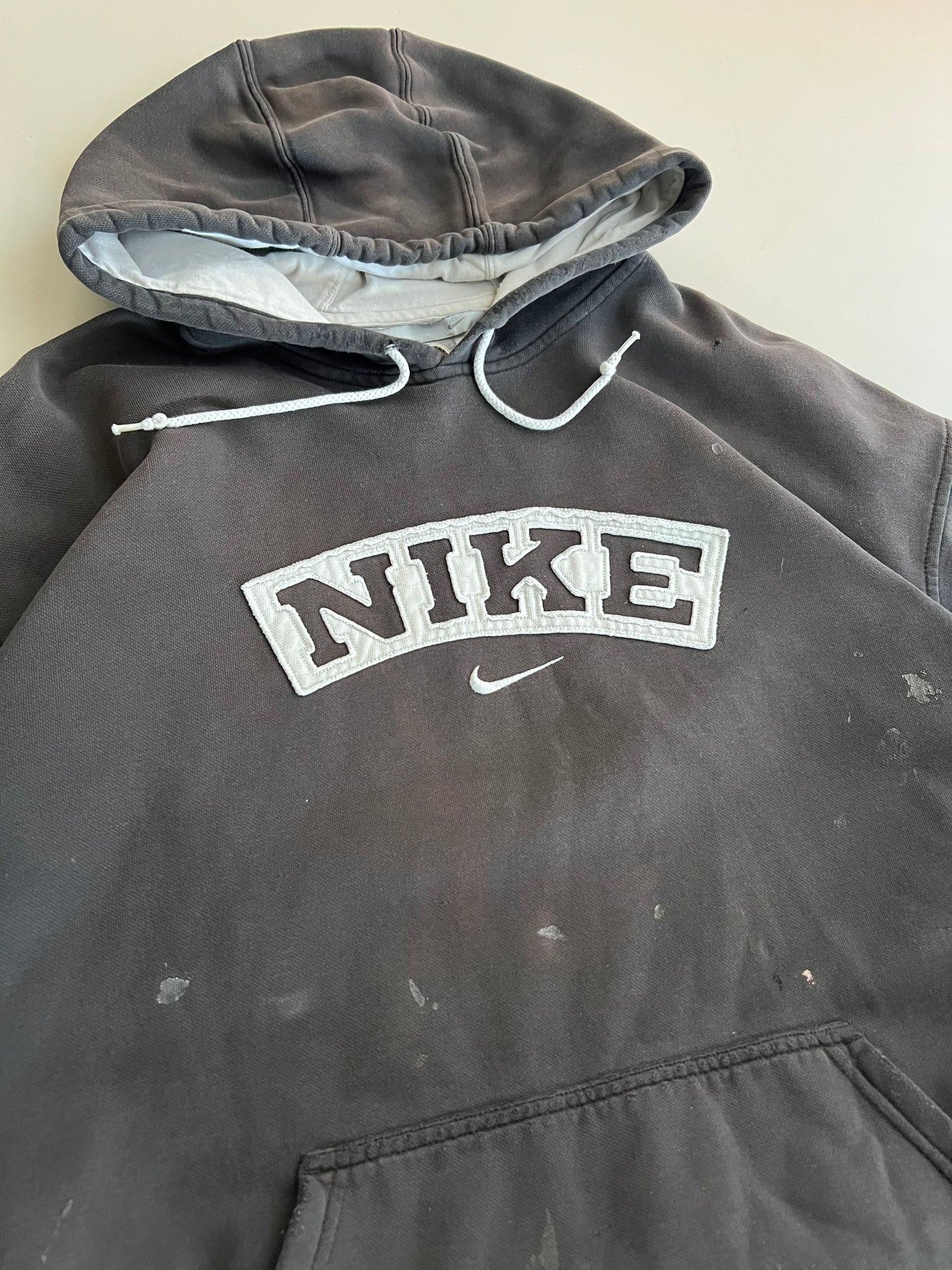 XXL 2000s Distressed Nike Sweatshirt