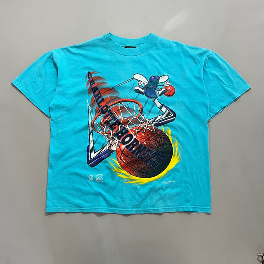 Large 1990s Charlotte Hornets Magic Johnson T's T-shirt