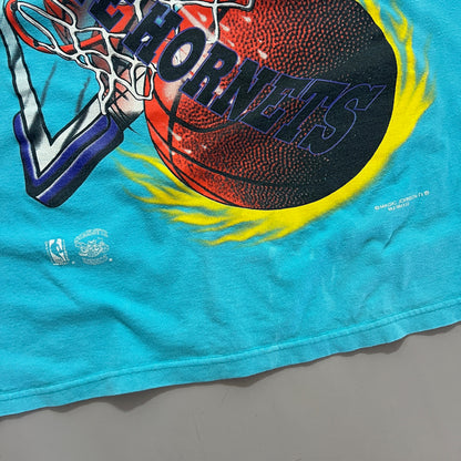 Large 1990s Charlotte Hornets Magic Johnson T's T-shirt