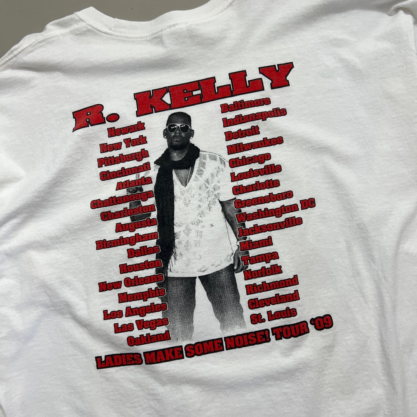 2XL 2009 R. Kelly Tour Long Sleeve Shirt