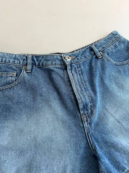 32w 2000s Route 66 Denim Shorts