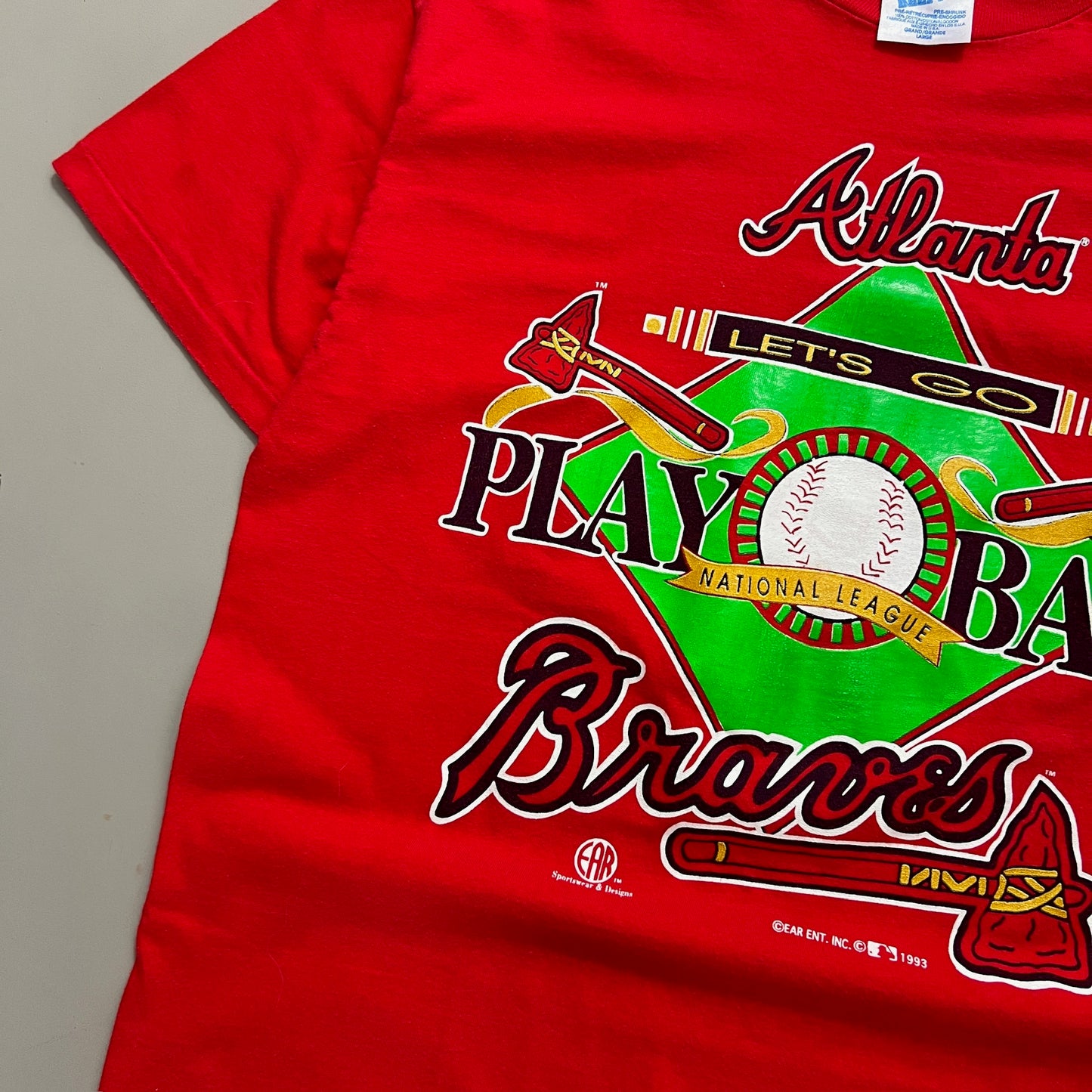 Large 1993 Atlanta Braves Play Ball T-shirt