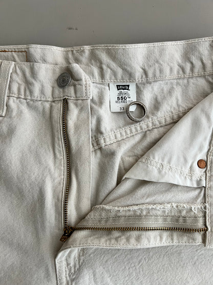30" Levi's 550 Ecru Denim Shorts