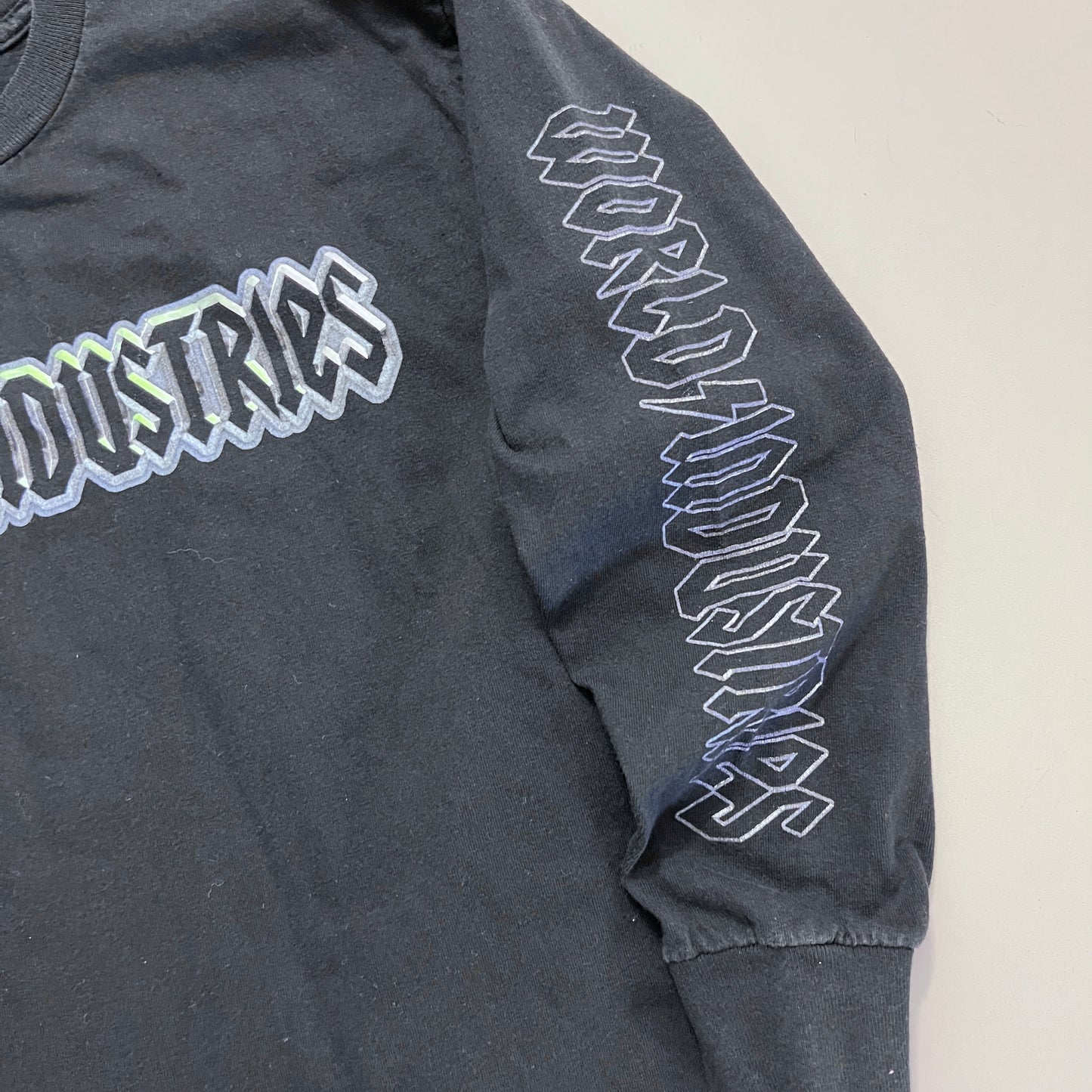 Youth Large World Industries Long Sleeve T-shirt