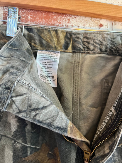 36x30 Carhartt RealTree Camo Jeans