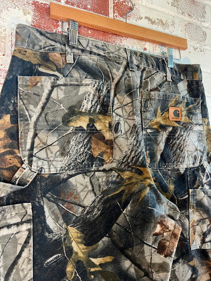 36x30 Carhartt RealTree Camo Jeans