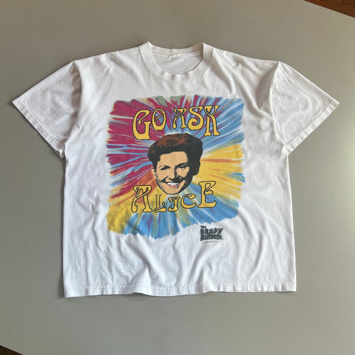 XL 1996 The Brady Brunch Go Ask Alice T-shirt