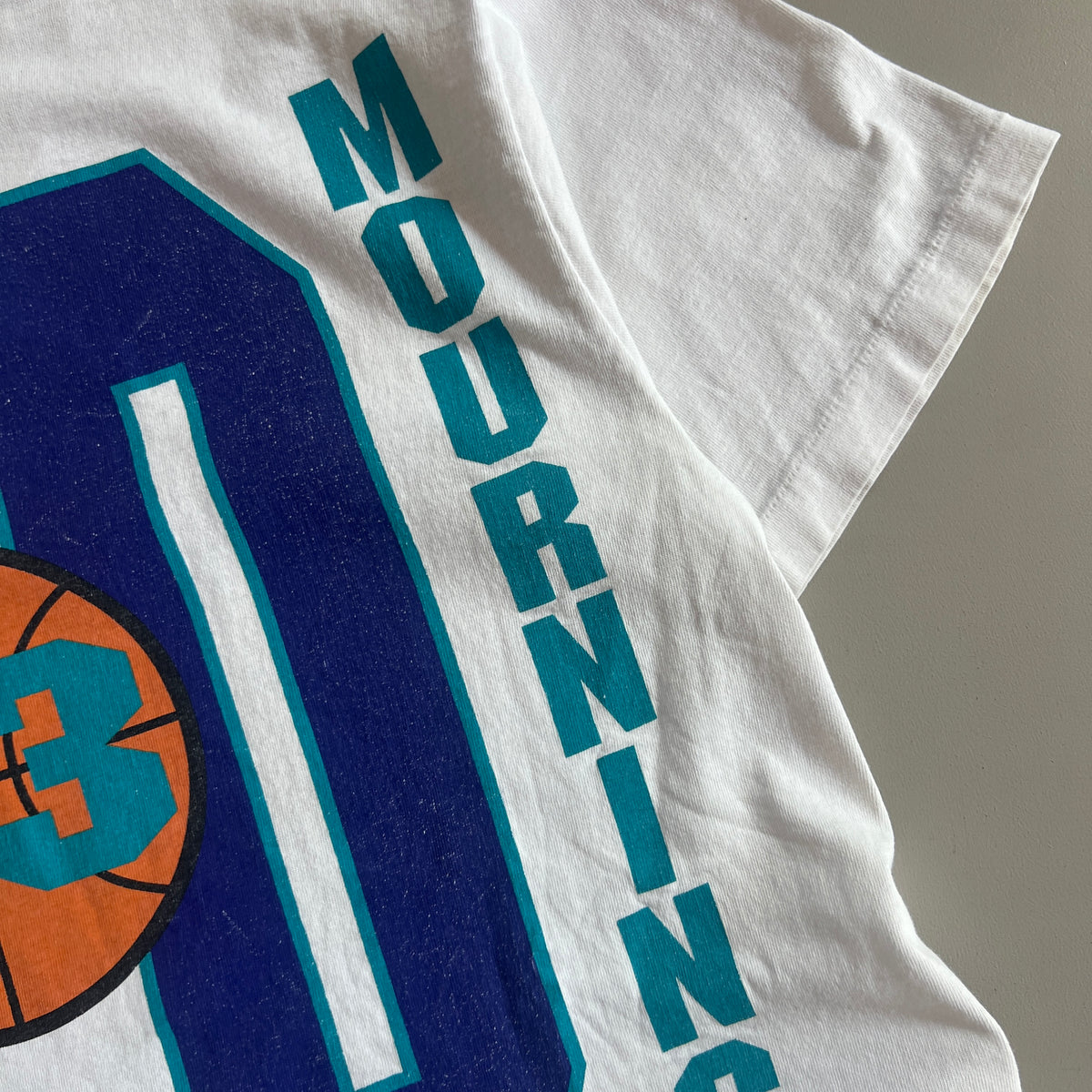 Large 1990s Nike Lonzo Mourning T-shirt