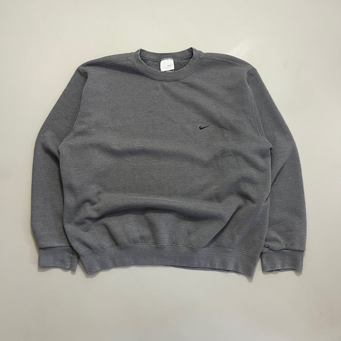 Large 2000s Grey Nike Check Sweatshirt