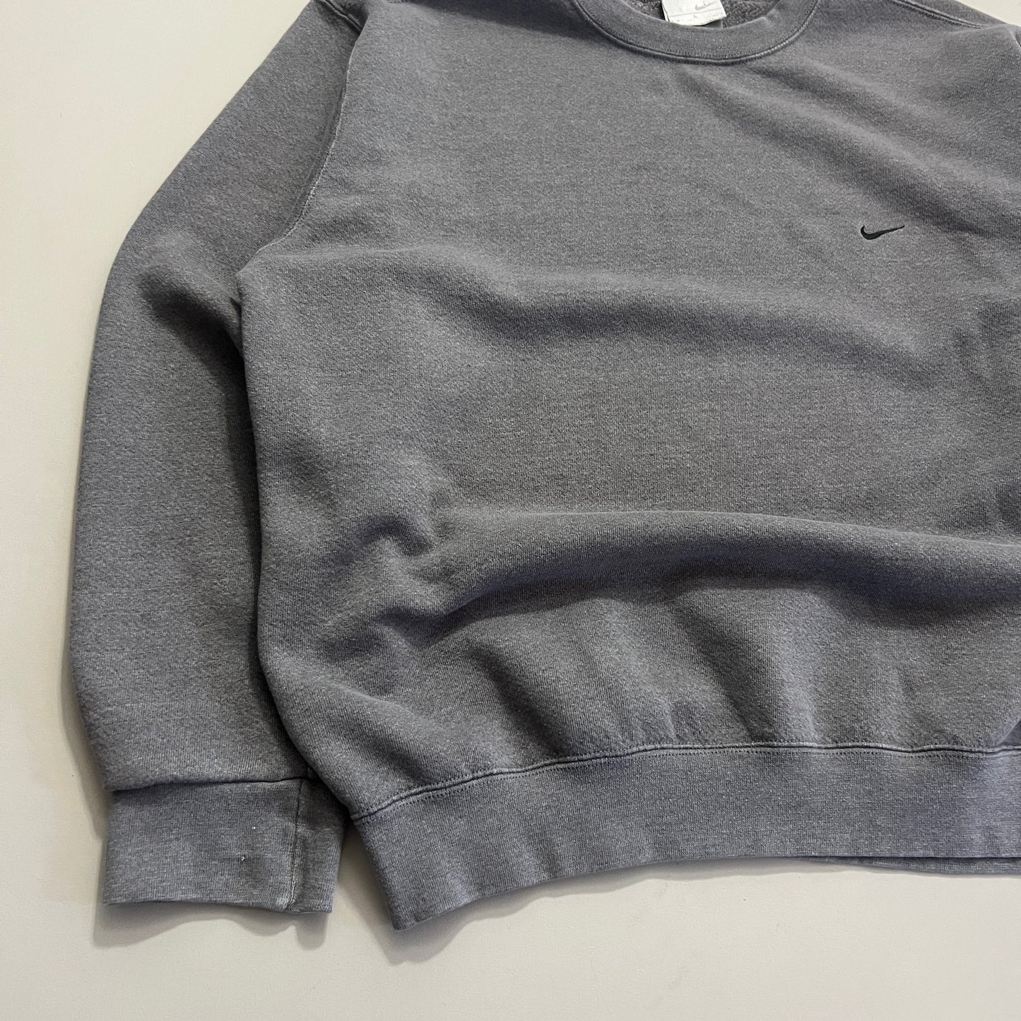 Large 2000s Grey Nike Check Sweatshirt