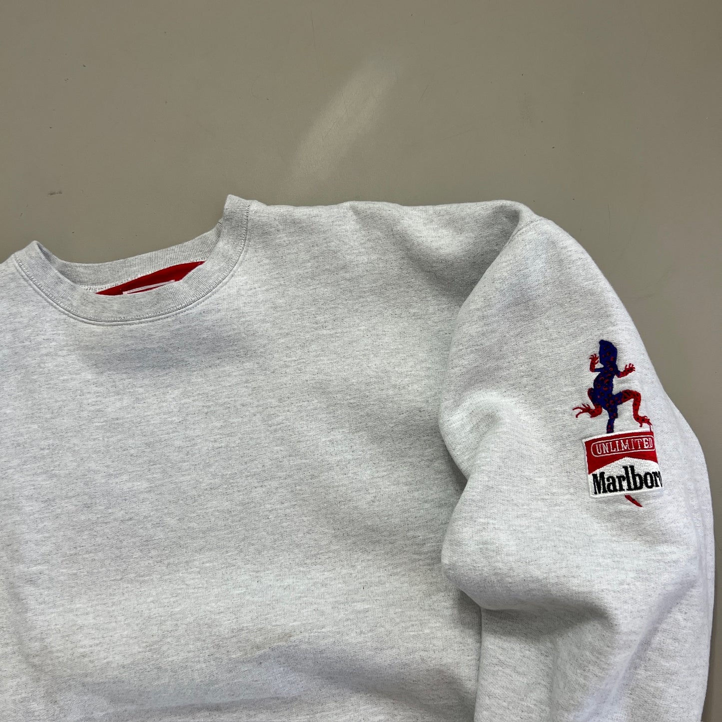 Medium 1990s Marlboro Adventure Team Sweatshirt