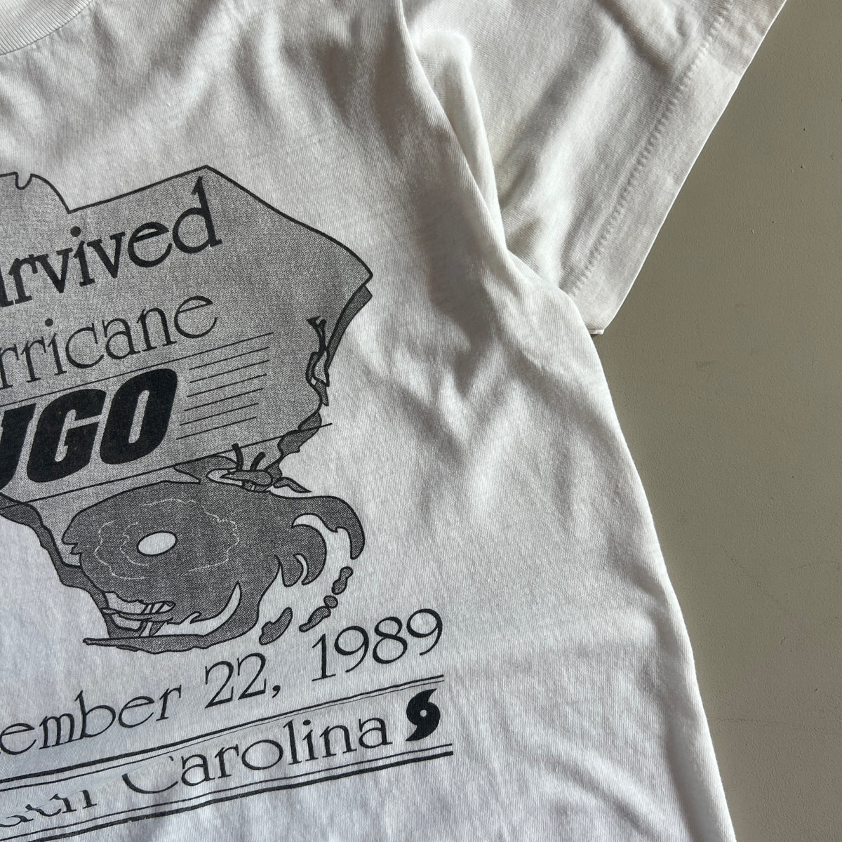 Medium 1989 Hurricane Hugo South Carolina T-shirt