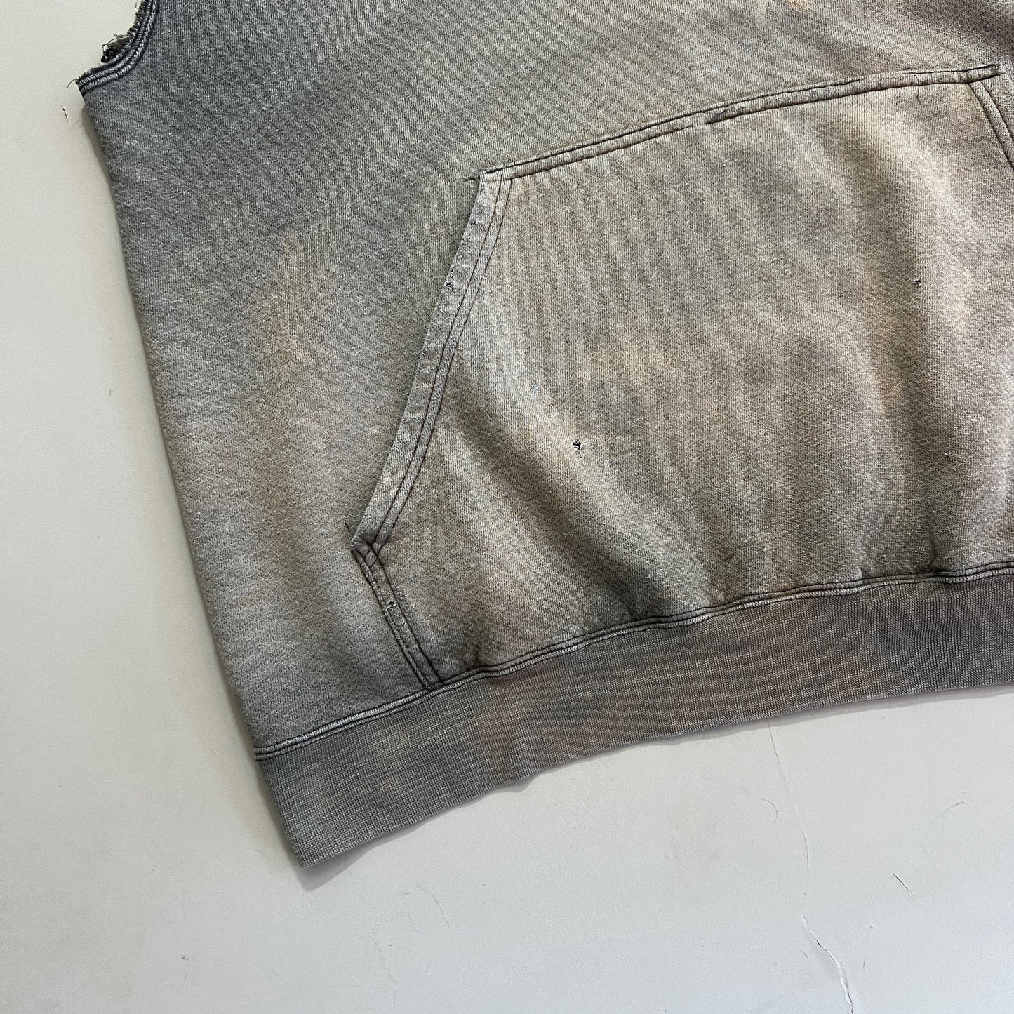 XL 1990s Heavily Distressed Nike Sweatshirt