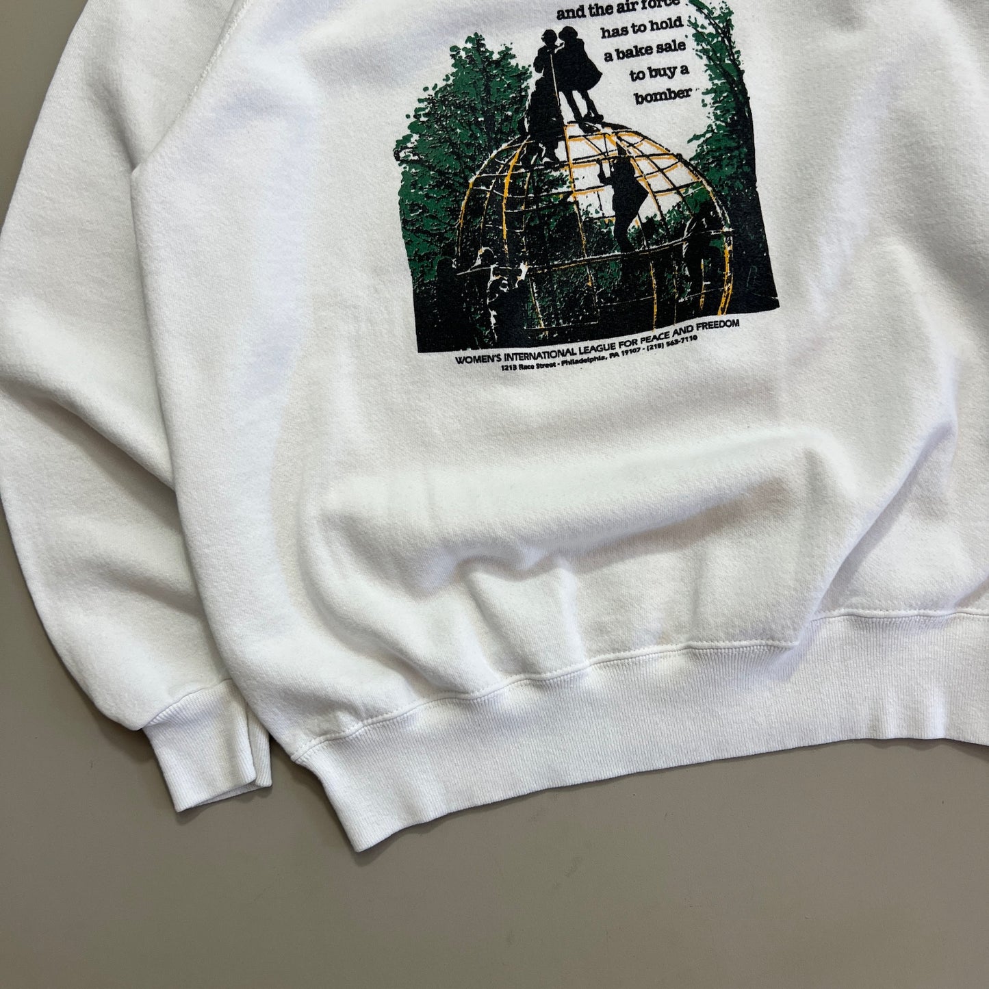 Medium 1980s Womens International League For Peace and Freedom Sweatshirt