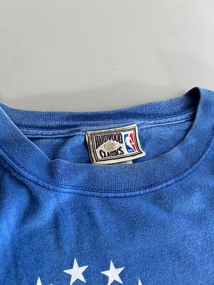 Medium 90s 76ers T-shirt