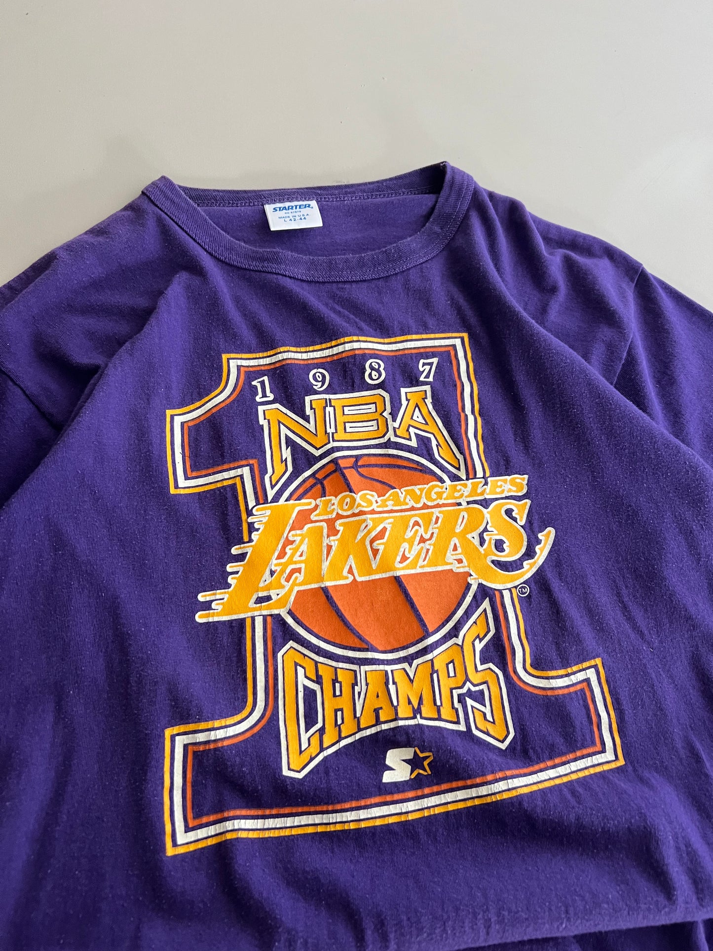 Large 1987 LA Lakers NBA Champs T-shirt