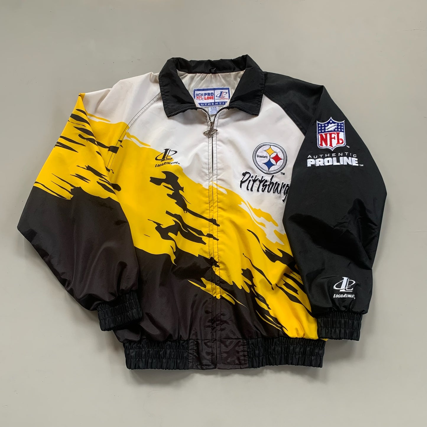 Medium 1990s Pittsburgh Steelers LogoAthletic Splash Jacket