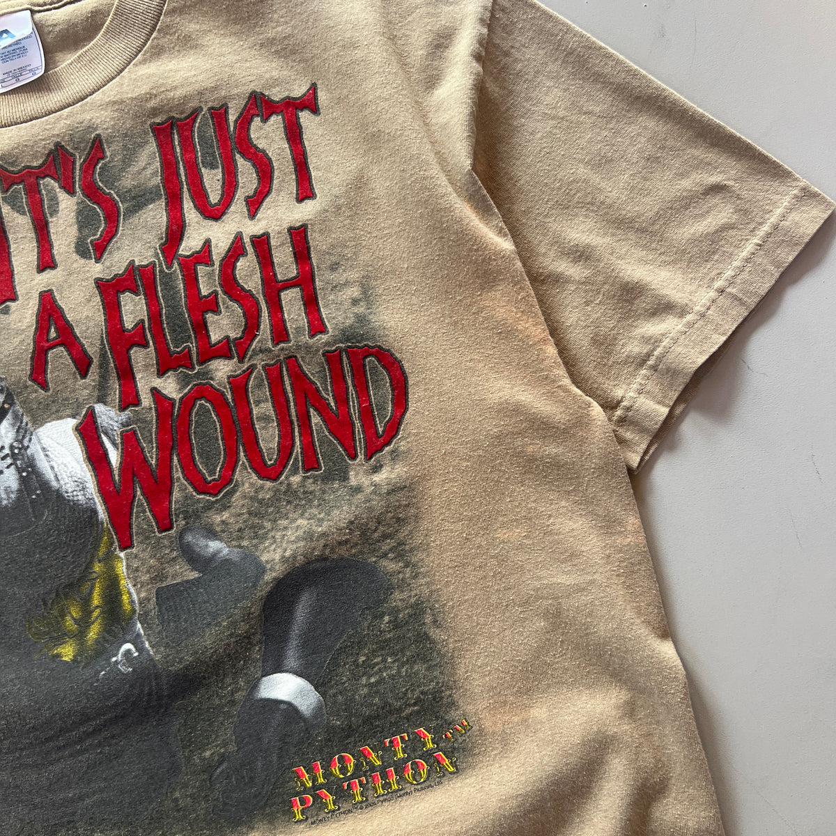 Large 2000s Monty Python Flesh Wound T-shirt