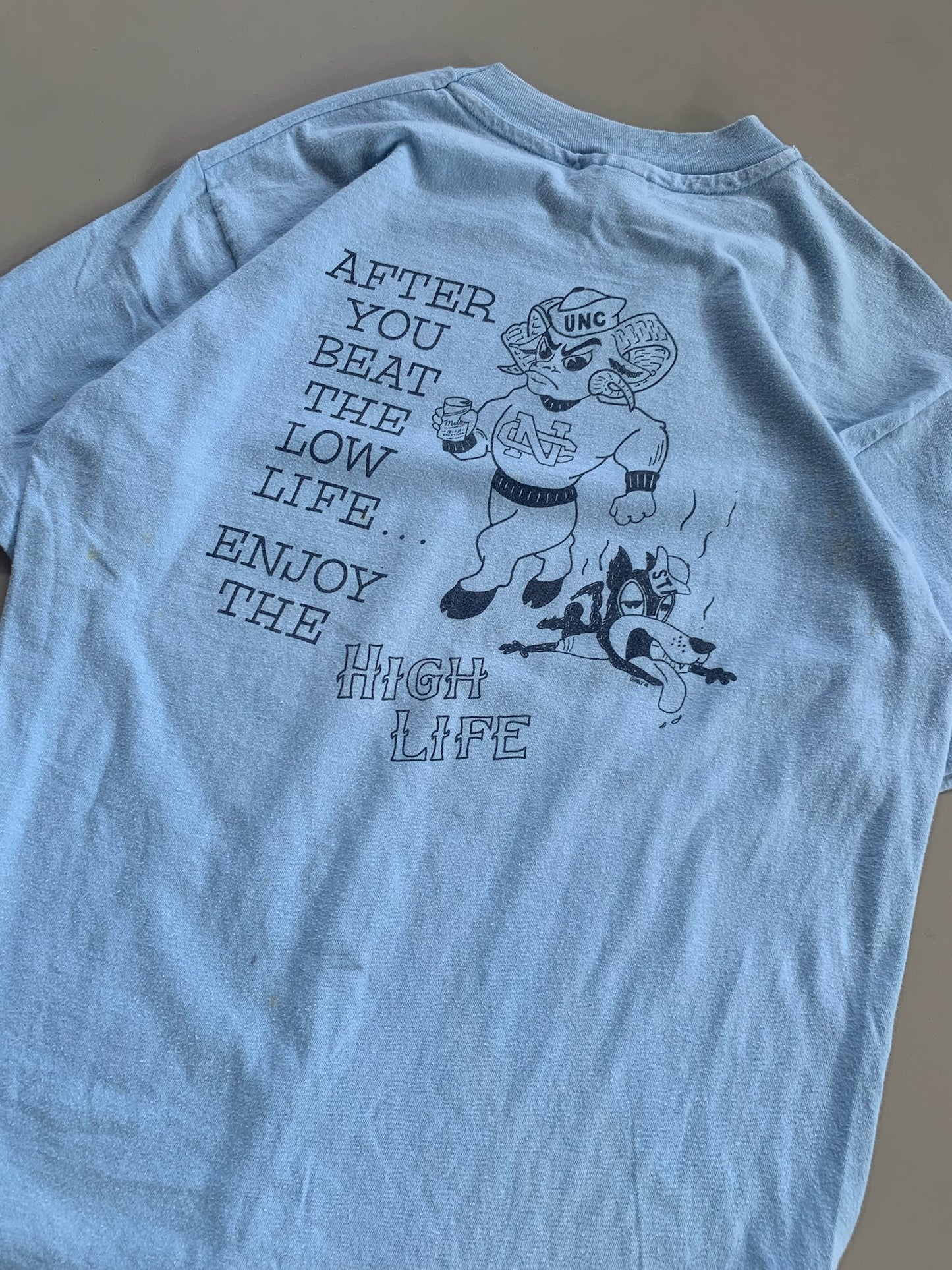 Large 1988 UNC Chapel Hill Beat State! T-shirt