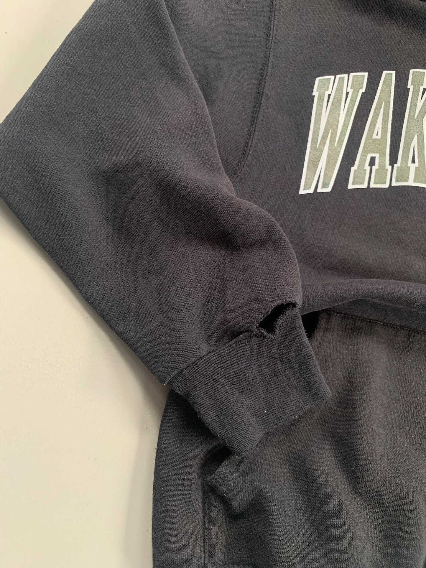 Small 1990s Wake Forest University Sweatshirt