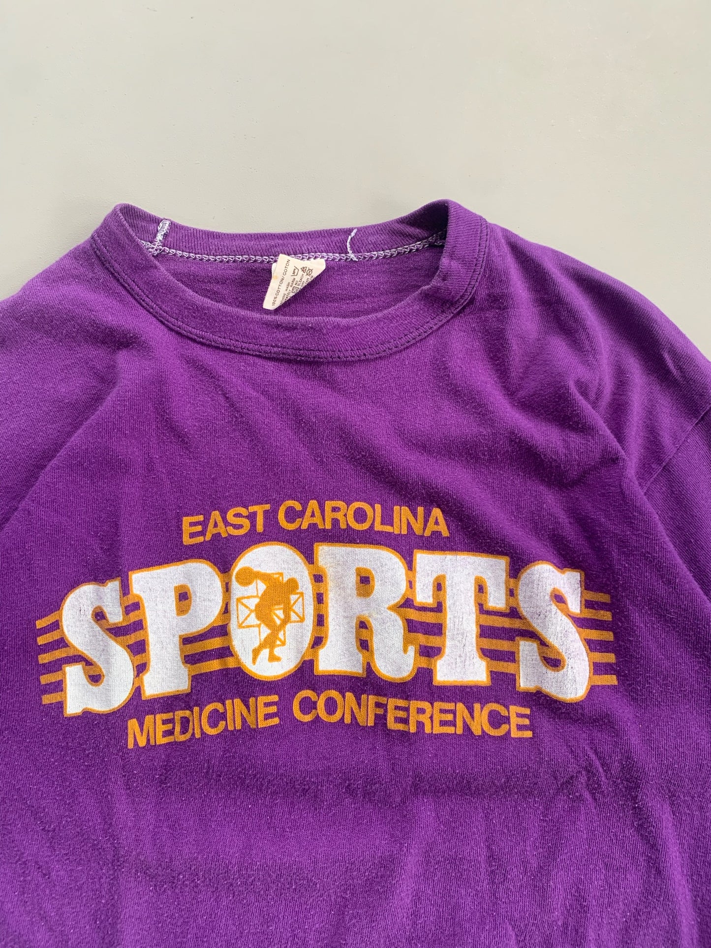 Medium 70s East Carolina Sports Medicine T-shirt