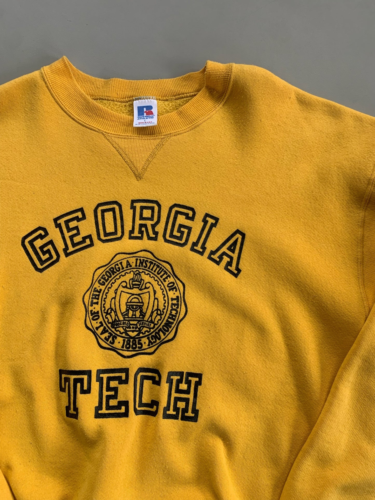 Large 1980s Georgia Tech Russell Athletic Sweatshirt