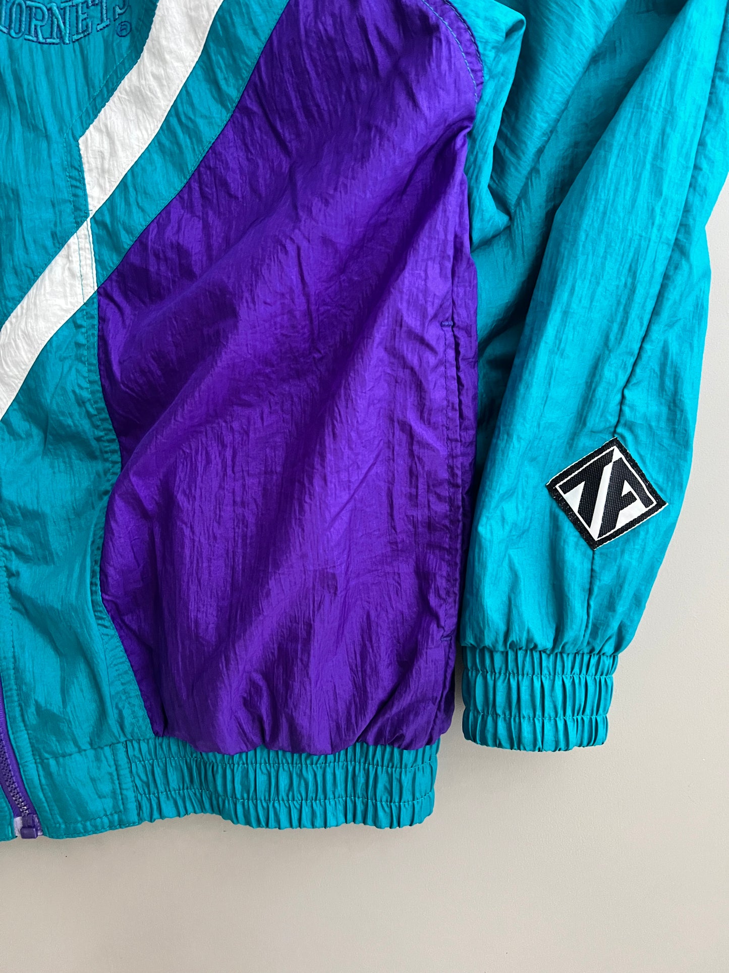 Large 90s Charlotte Hornets Windbreaker