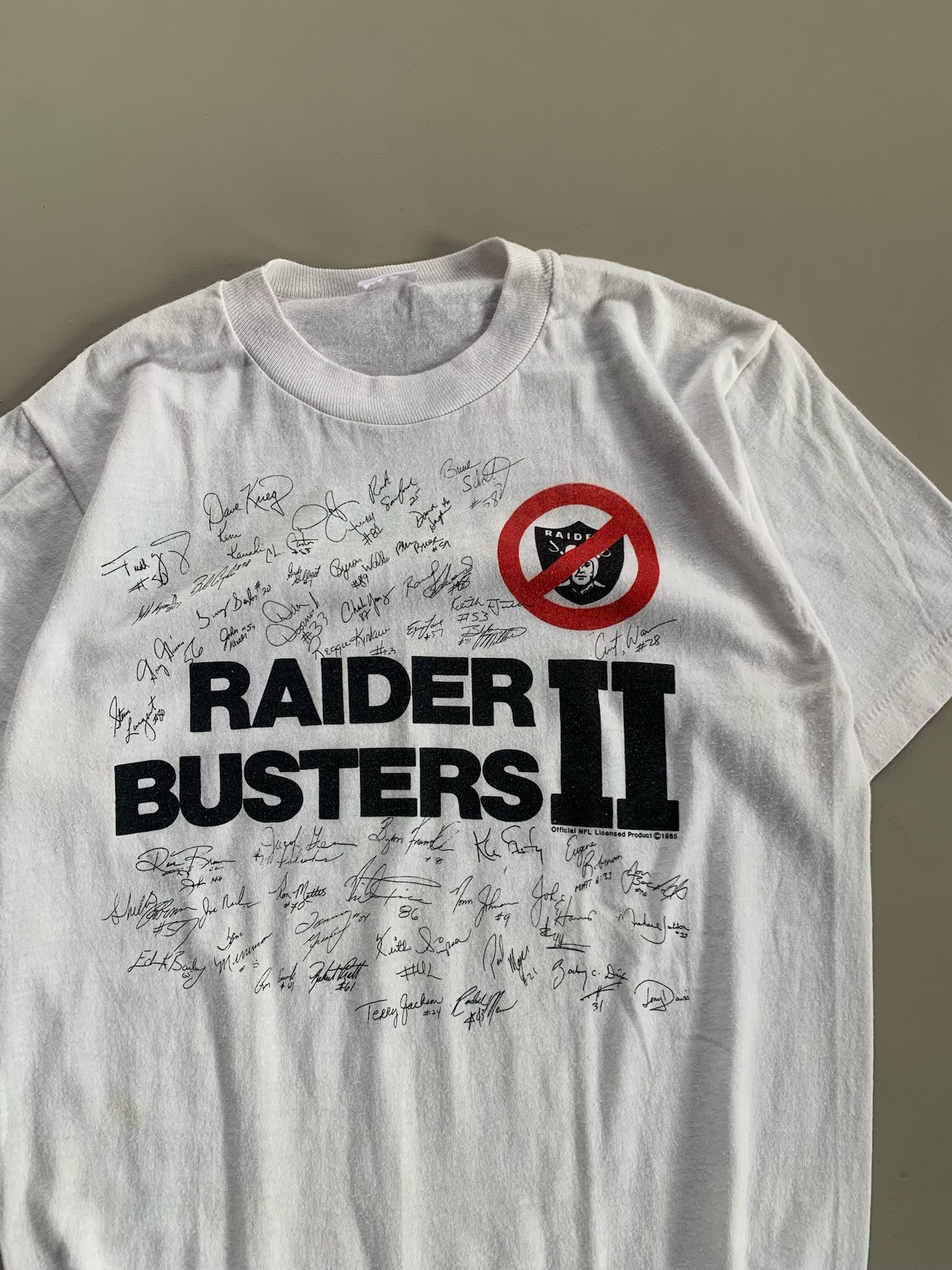 Medium 1985 Raiders Busters Seattle Seahawks T-shirt