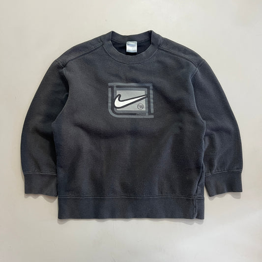 Youth Medium 2000s Nike Sweatshirt