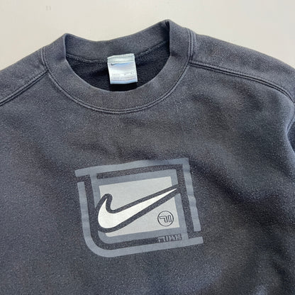 Youth Medium 2000s Nike Sweatshirt