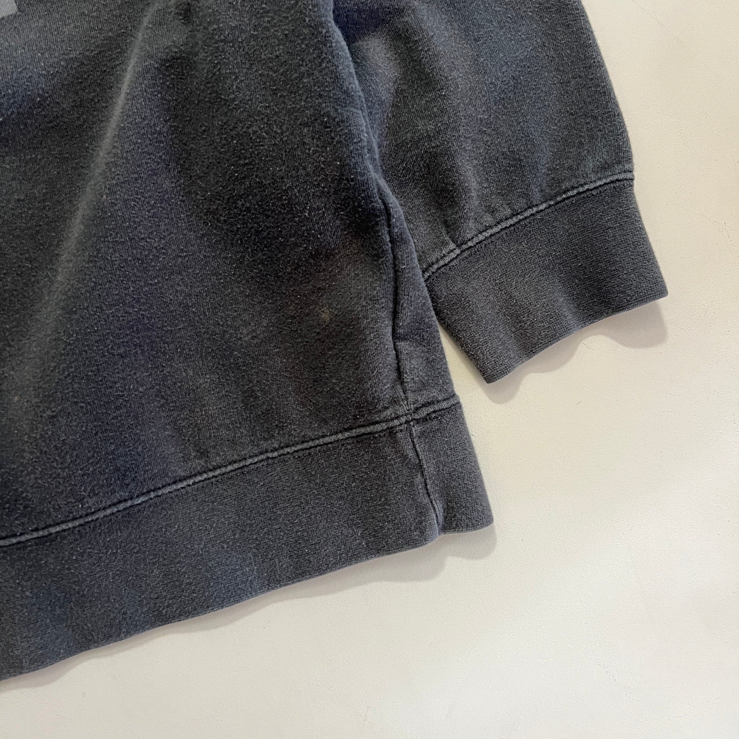 Youth Medium 2000s Nike Sweatshirt