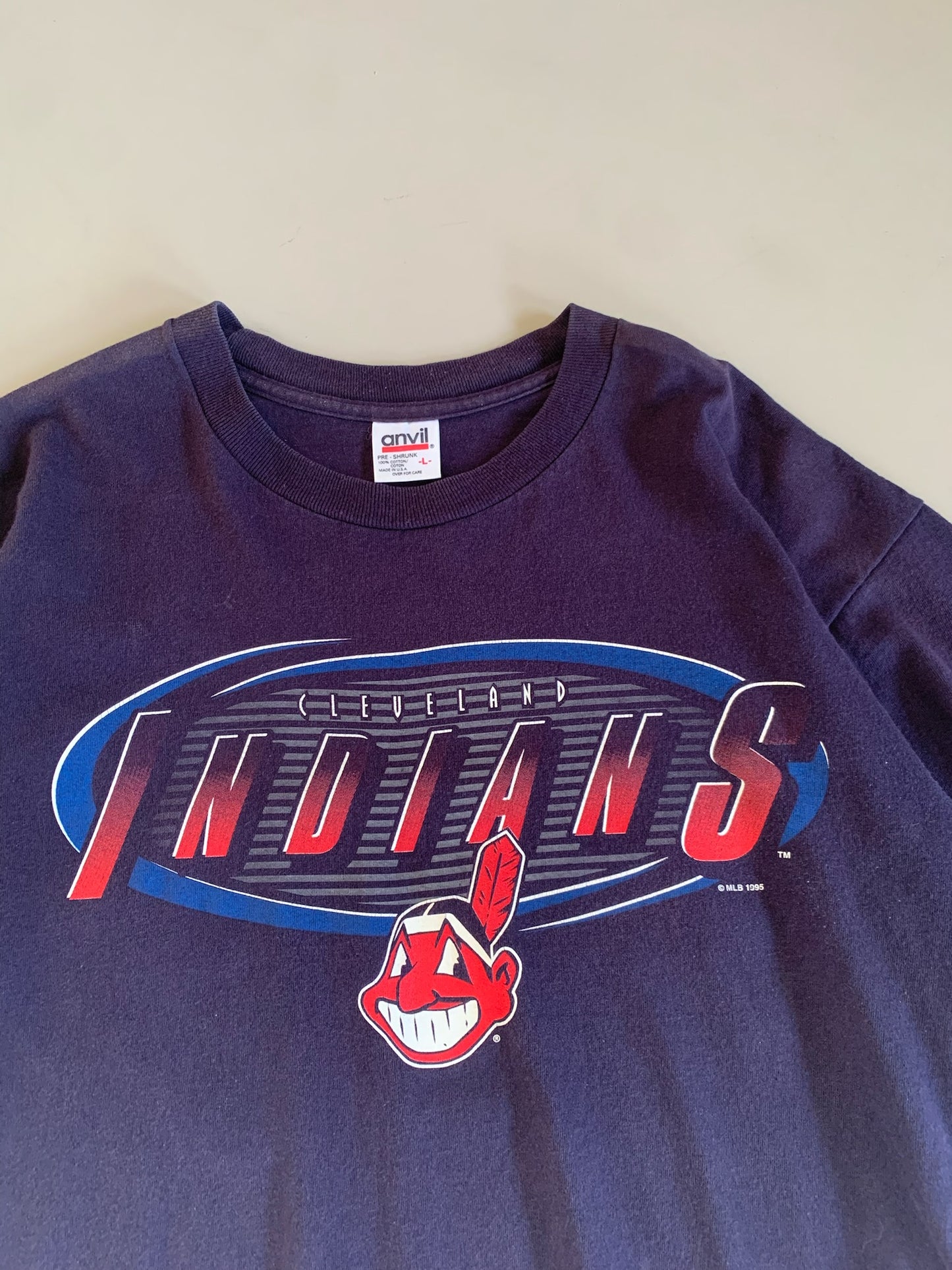 Large 1995 Cleveland Indians MLB T-shirt
