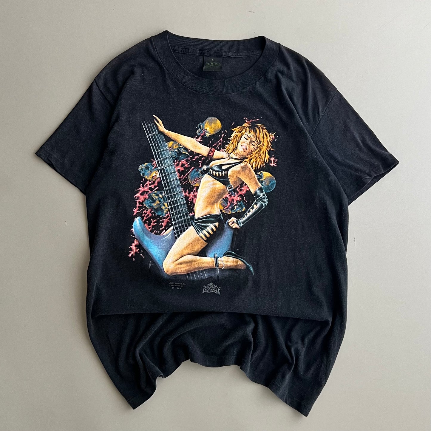 Large 1989 Rock n' Roll 3D Emblem T-shirt