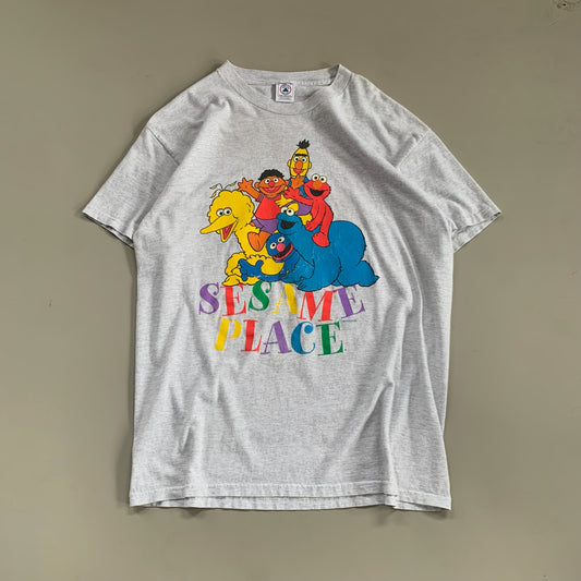 Large 90s Sesame Place T-shirt