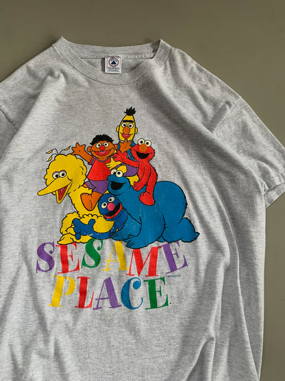Large 90s Sesame Place T-shirt