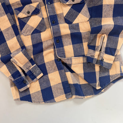 Medium Vintage Five Brother Heavy Weight Woven Flannel