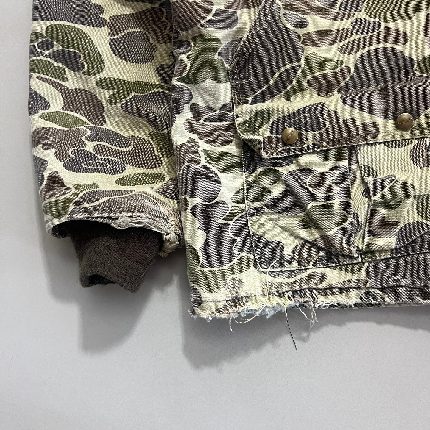 Large 1990s Carhartt Duck Camo Chore Jacket