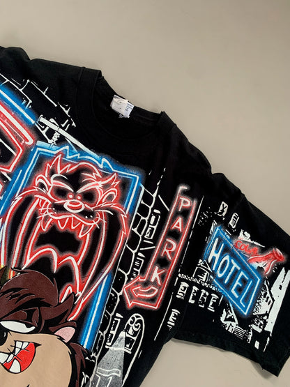 XL 1995 Loony Tunes Taz Motel AOP T-shirt