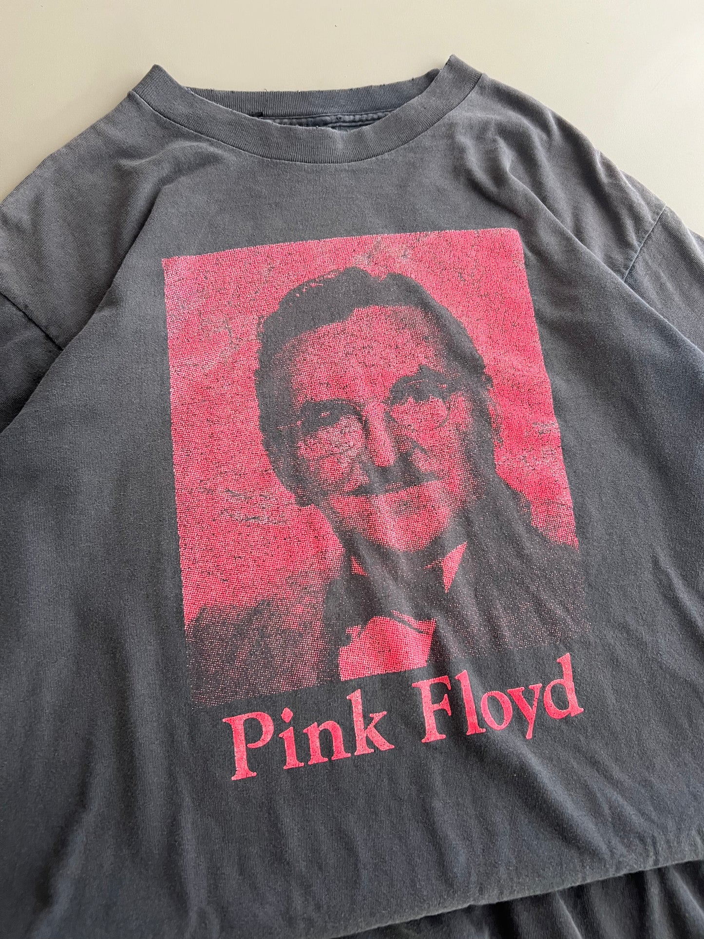 Large 90s Pink Floyd The Barber T-shirt
