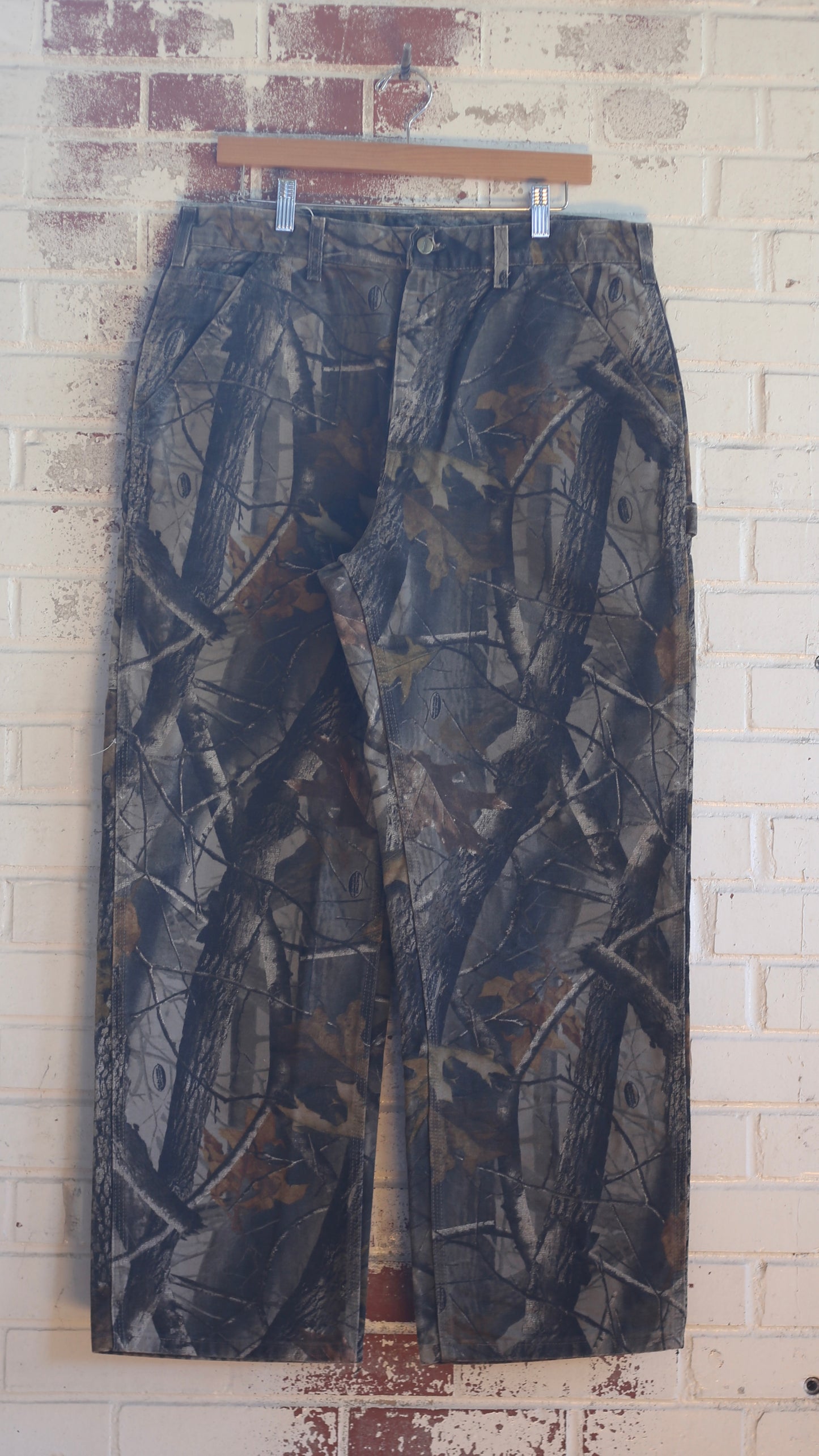 36x30 Carhartt RealTree Camo Jeans