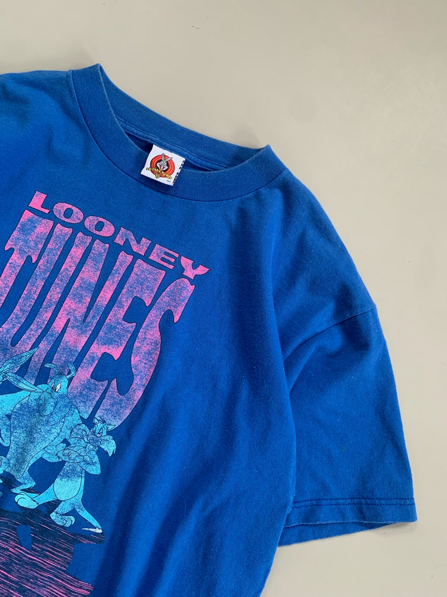 XL 1997 Looney Tunes T-shirt