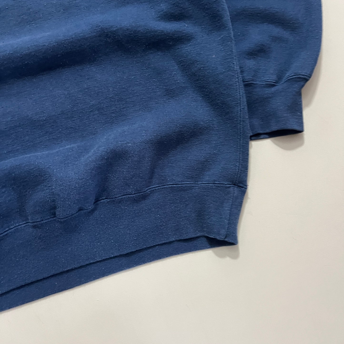 XL 2000s Eddie Bauer Navy Sweatshirt