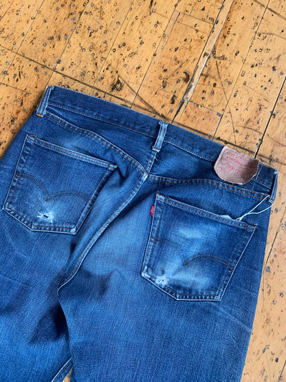 35x34 1970s Worn Levi's 501 Selvedge Denim Jeans