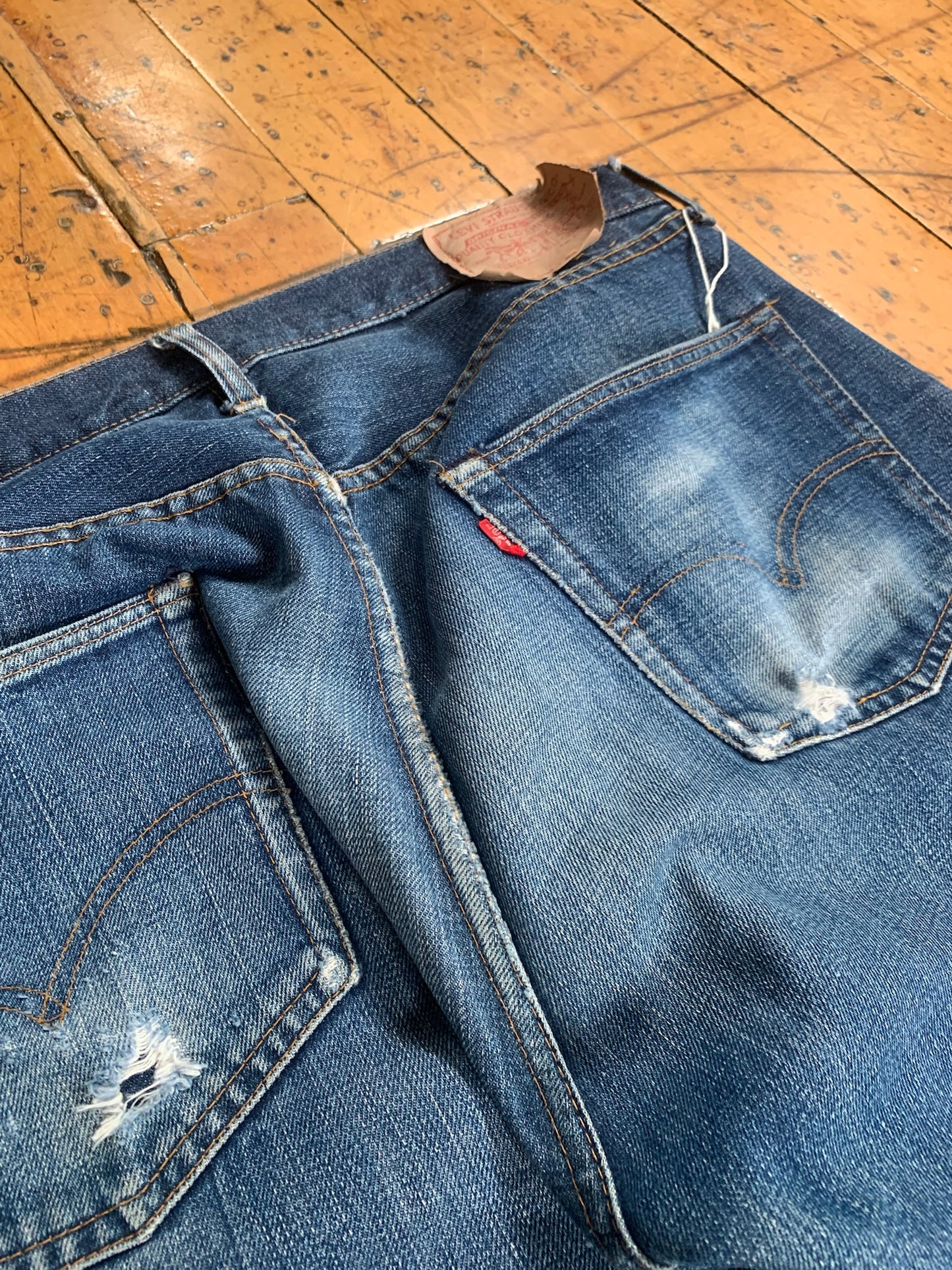 35x34 1970s Worn Levi's 501 Selvedge Denim Jeans