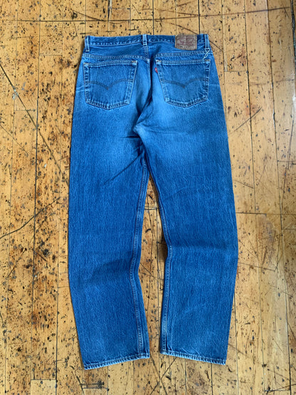 36x32 1980s Worn Levi's 501