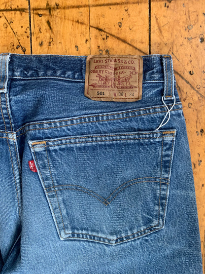 36x32 1980s Worn Levi's 501